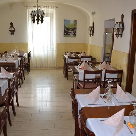 Ristorante Del Ponte *